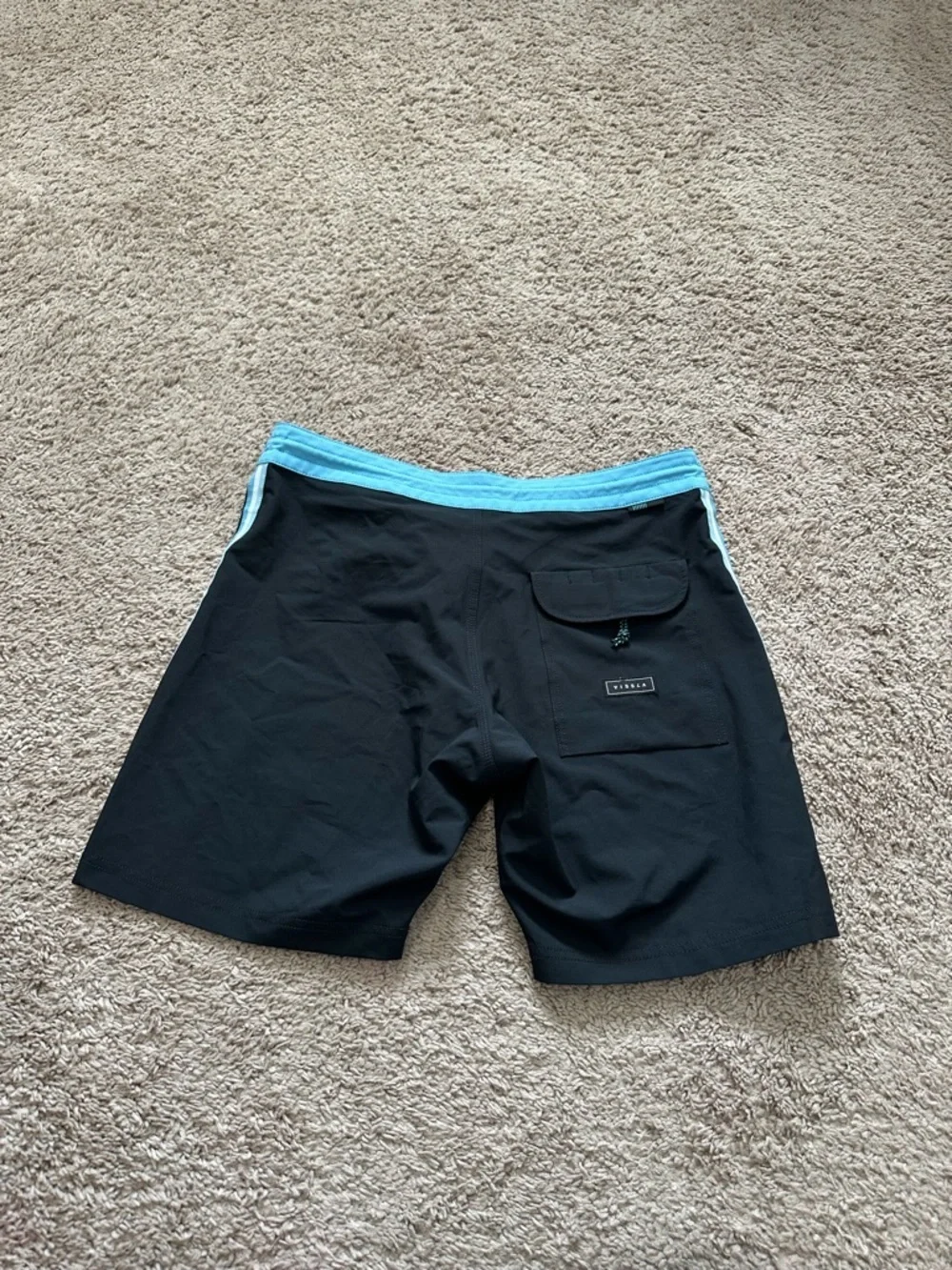 VISSLA Trip 17.5